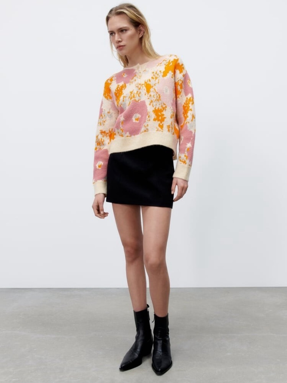 ZARA Floral Sweater - Picture 2 of 13